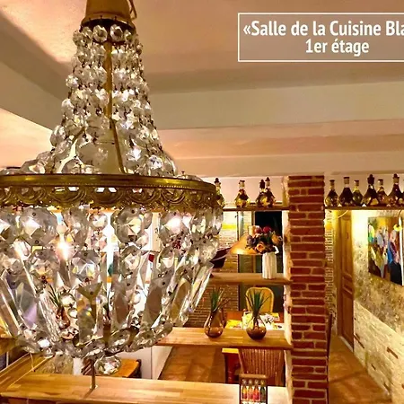 En Art - 3 - 3 Salles De Bains - 8 Pers - Cuisine - Salon - Piscine - Parking