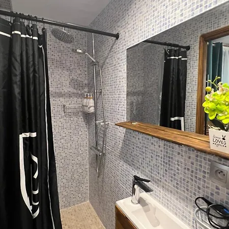 En Art - 3 - 3 Salles De Bains - 8 Pers - Cuisine - Salon - Piscine - Parking Appartamento *