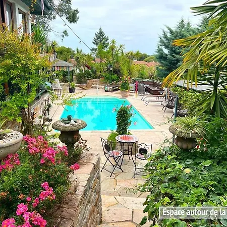 Appartamento En Art - 3 - 3 Salles De Bains - 8 Pers - Cuisine - Salon - Piscine - Parking