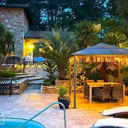 En Art - 3 - 3 Salles De Bains - 8 Pers - Cuisine - Salon - Piscine - Parking * Biarritz